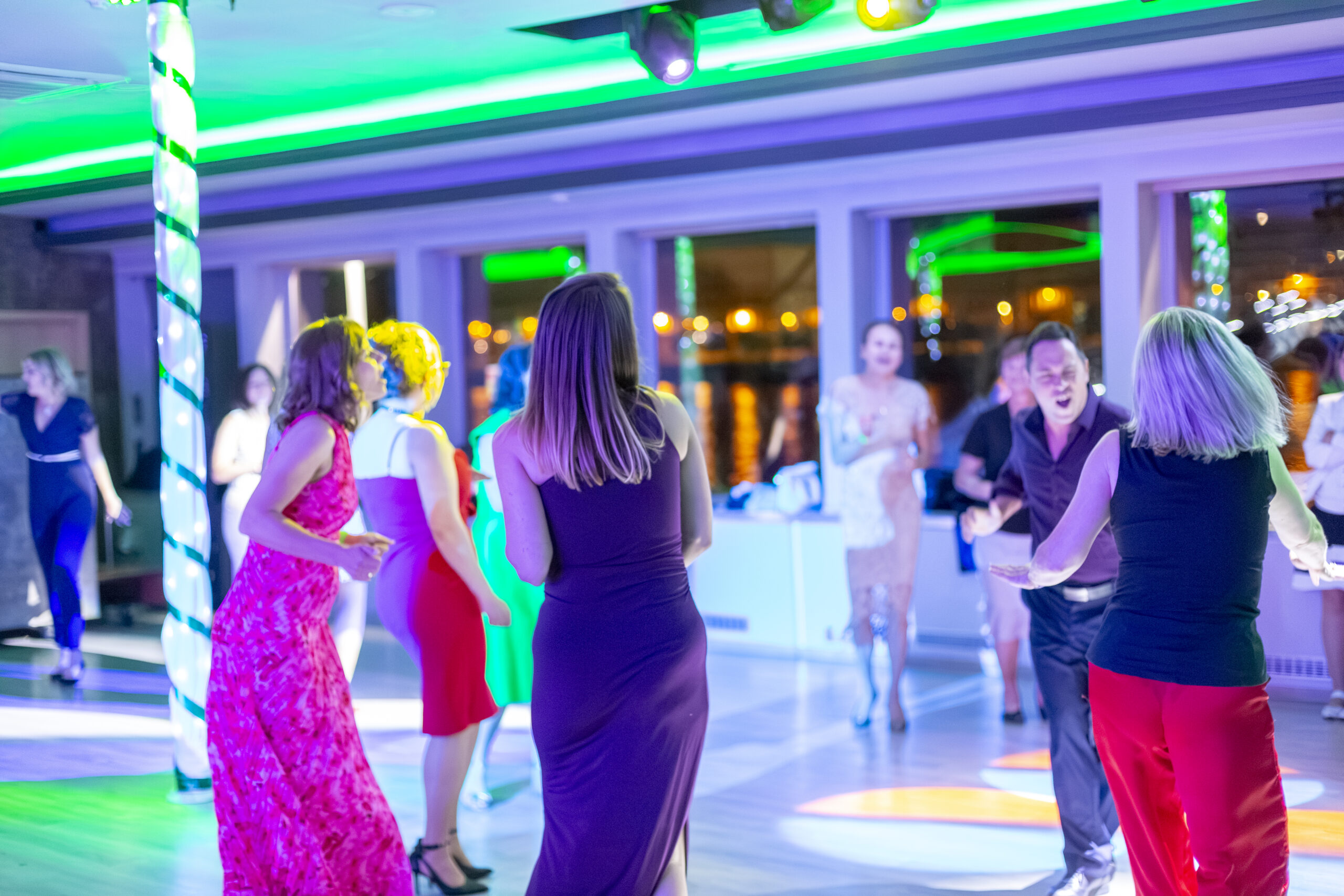 EURÓPAHAJO_PARTY Hajóbérlés privát használatra Budapesten